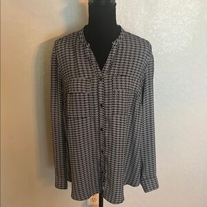 Jones New York Black and White Blouse